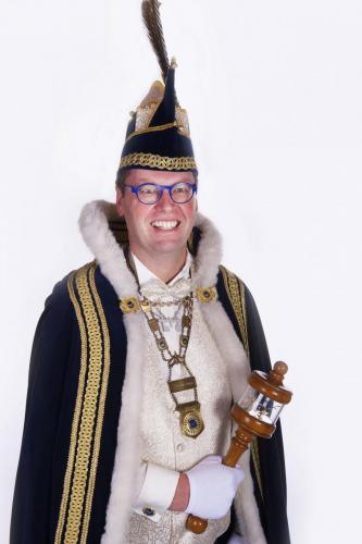 2015-2016 Paul Saris Z.D.H. Prins Primus Liemt zet de toon!