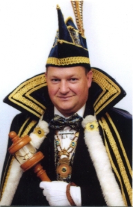 2007-2008 Cor van der Eerden Z.D.H. Prins Cor We gaon Liemt op z’ne kop zetten